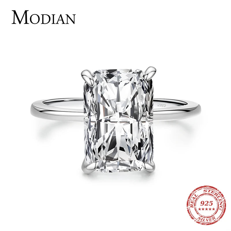 Rectangular Cut Zirconia Ring made of 925 Sterling Silver