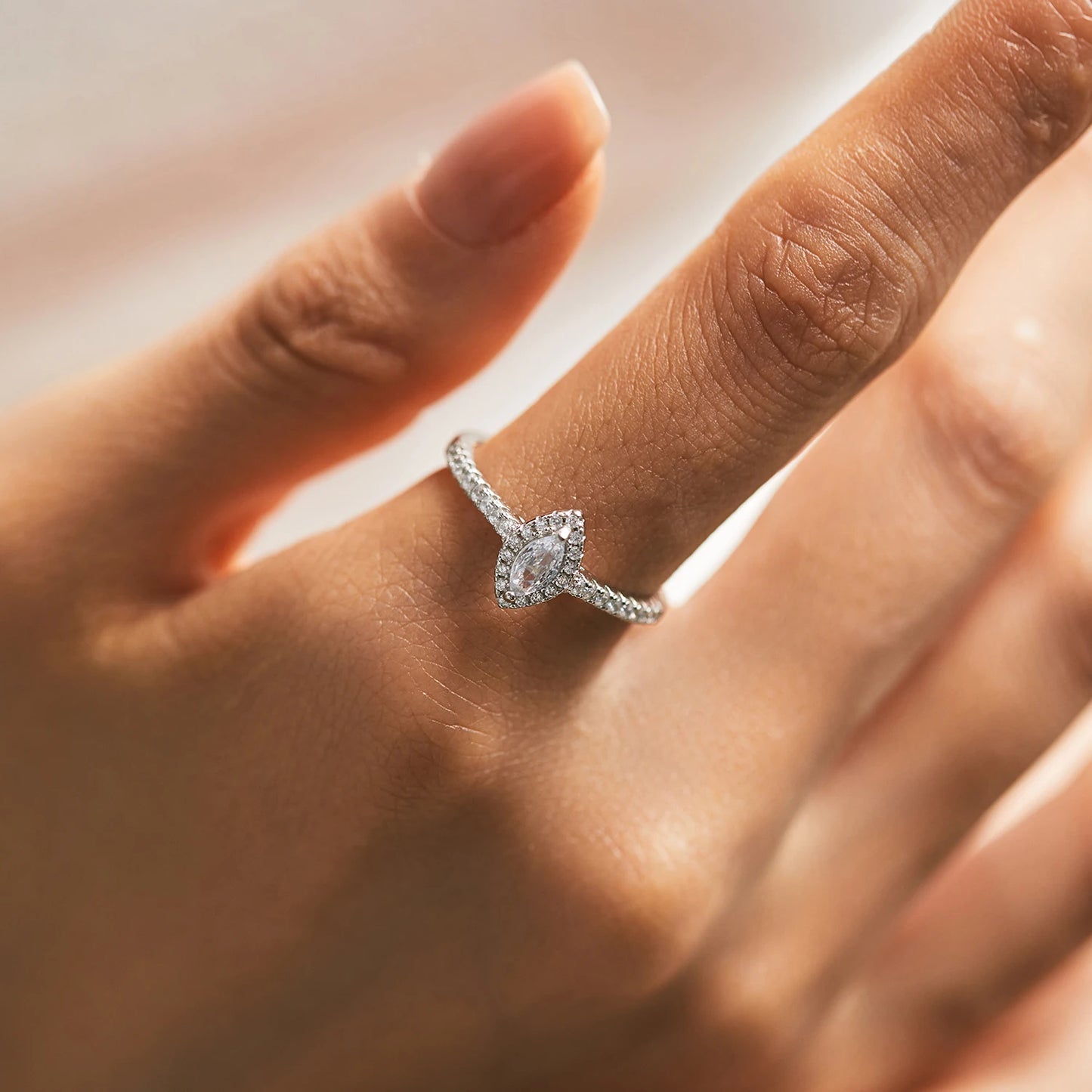 Marquise Cut - Exquisite - 925 Sterling Silver Cubic Zirconia Ring