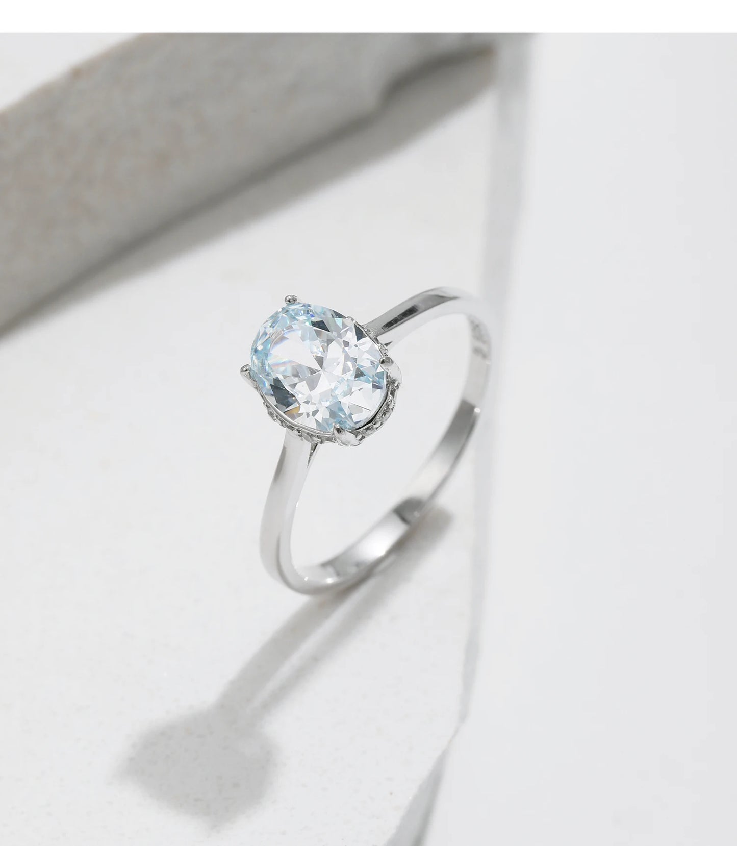 925 Sterling Silber - Ozenblau Zirkonia Ring