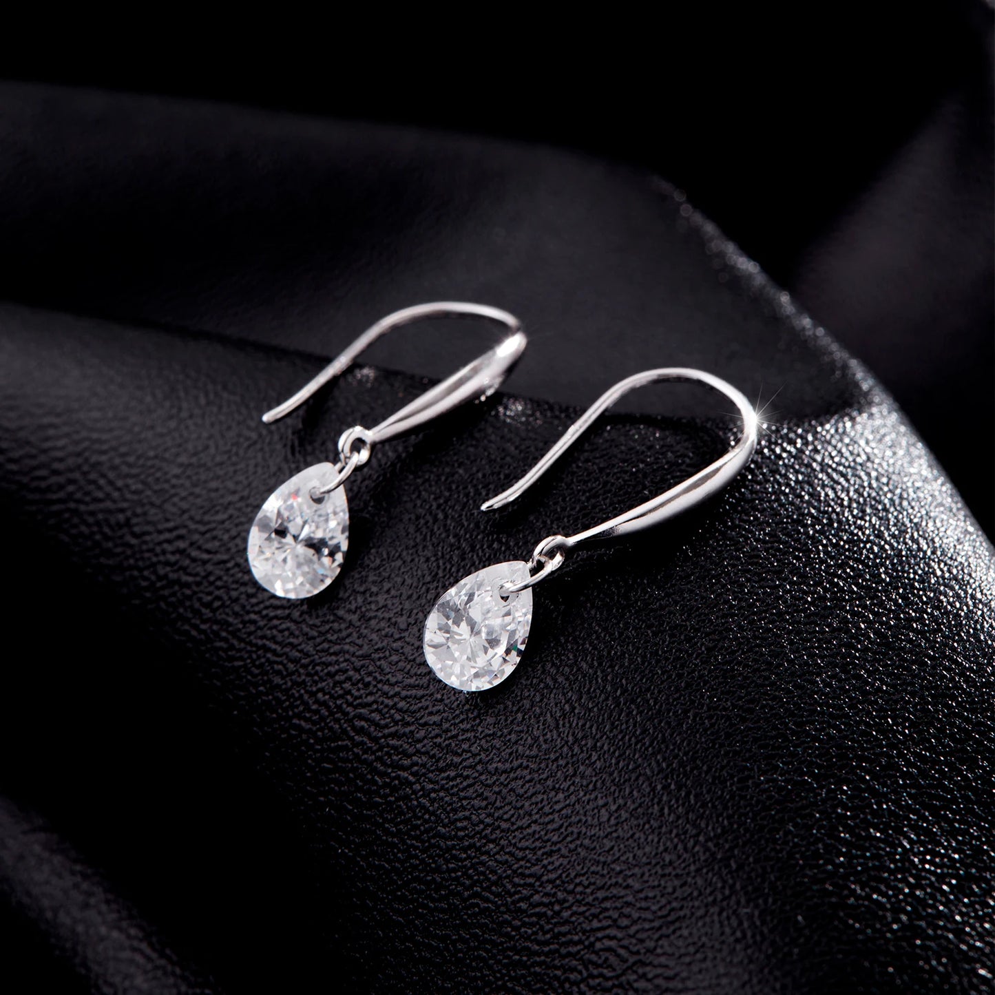 Sparkling Hook Ohhringe - 925 Sterling Silber mit Zirkonia