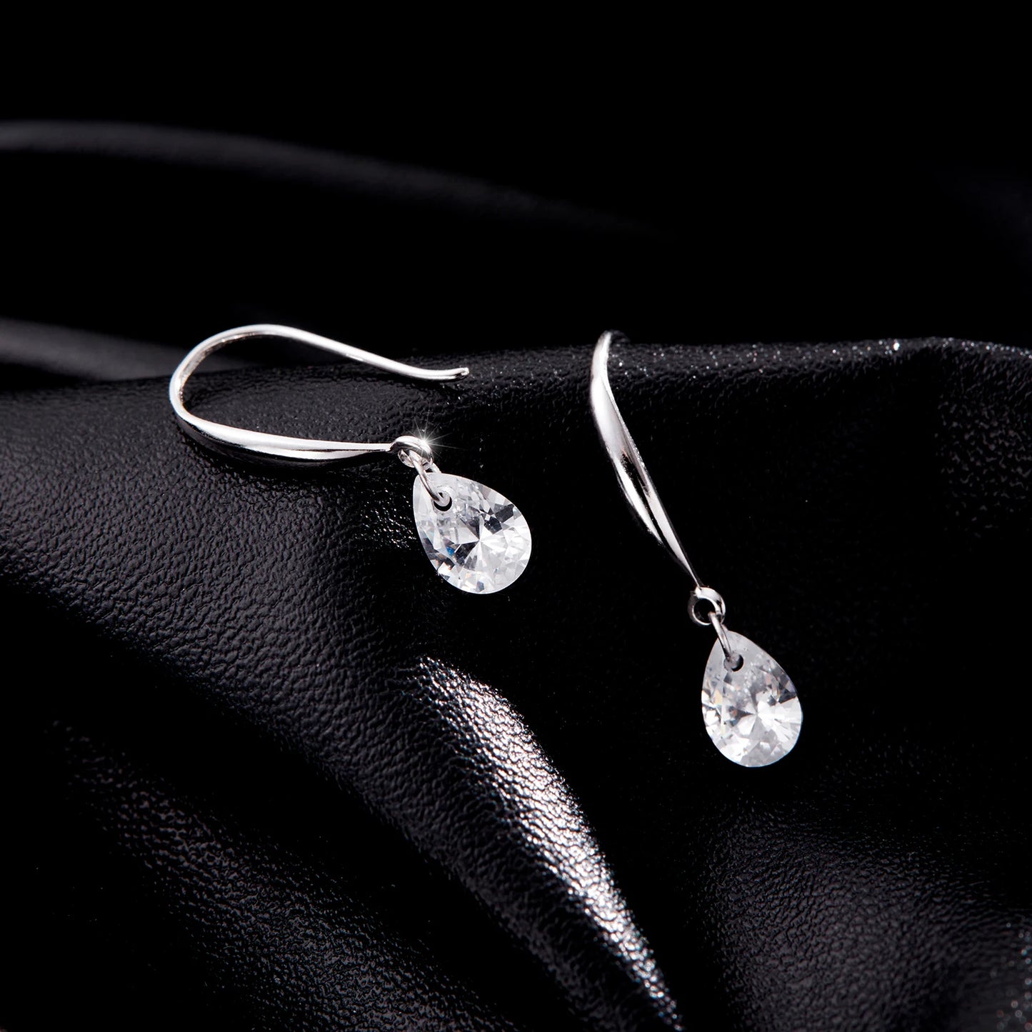 Sparkling Hook Ohhringe - 925 Sterling Silber mit Zirkonia