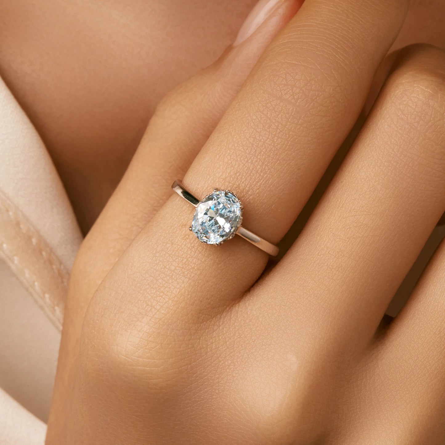 925 Sterling Silber - Ozenblau Zirkonia Ring
